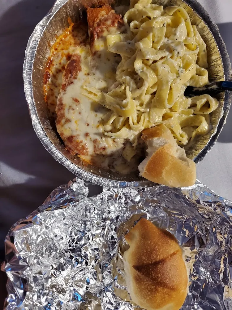 Fettuccine Alfredo